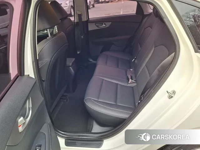 Kia Come New K3 id 3563104 из Кореи 17