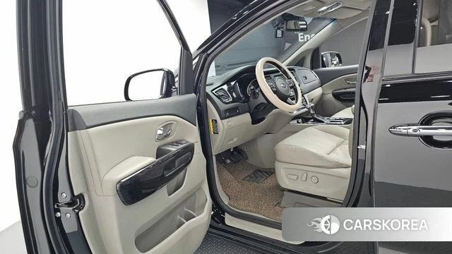 Kia The New Carnival id 4610337 из Кореи 20
