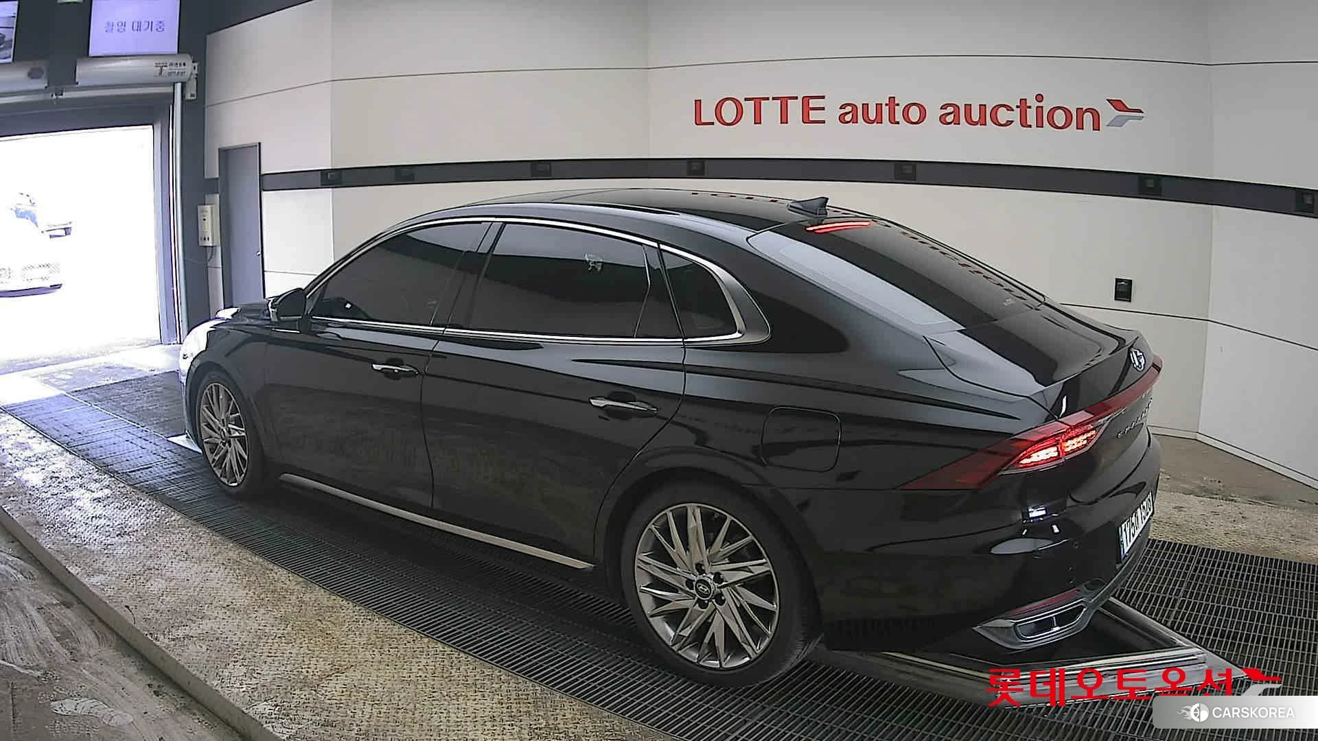 Hyundai Grandeur id 3881999 из Кореи 37