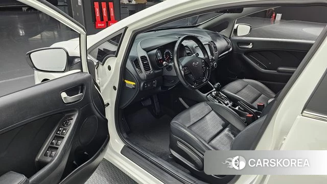 Kia The New K3 id 3955946 из Кореи 20