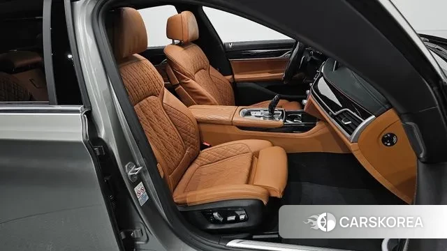 BMW 7 Series (G11) id 3319103 из Кореи 20