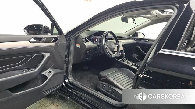 Volkswagen Passat GT (B8) id 4481255 из Кореи 35