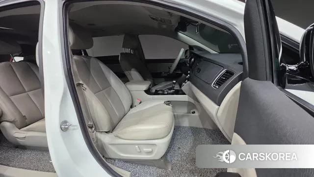 Kia The New Carnival id 3737121 из Кореи 20