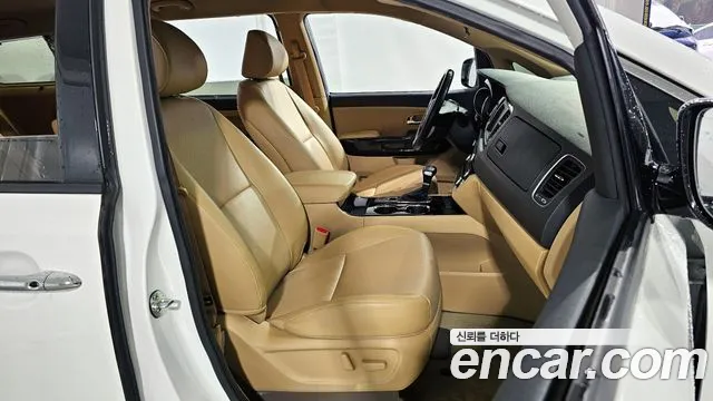 Kia The New Carnival id 2396936 из Кореи 20