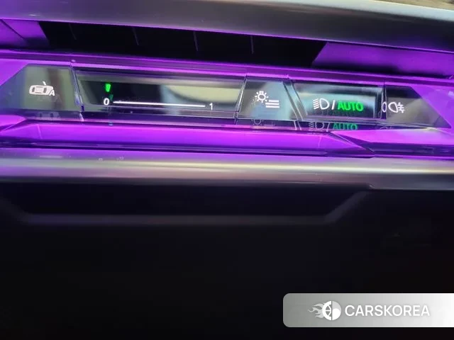 BMW 7 Series (G70) id 3605540 из Кореи 20