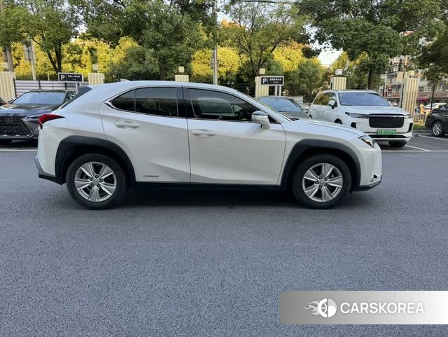 Lexus UX id 4342281 из Китая 17