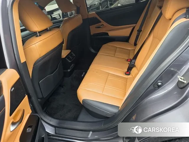 Lexus ES300h 7th generation id 3725946 из Кореи 20