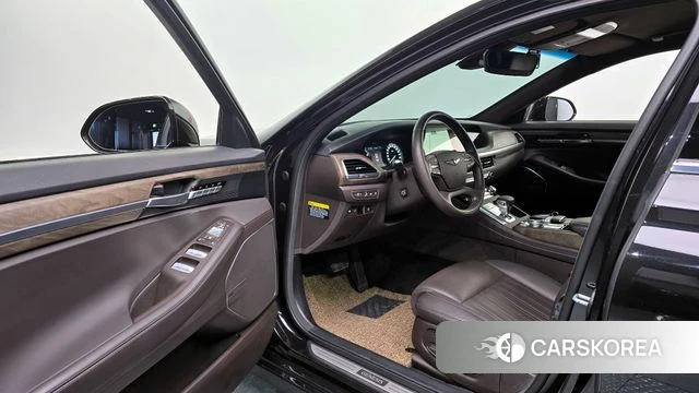 Genesis G90 id 3899608 из Кореи 20