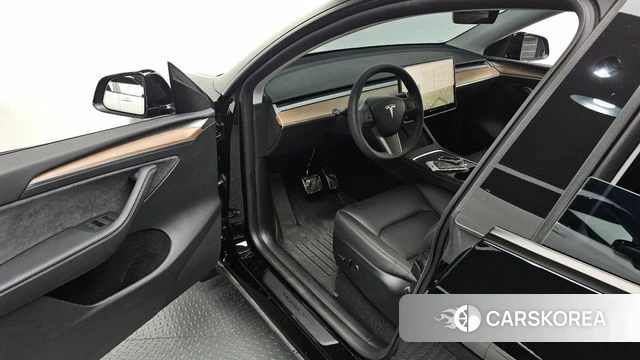 Tesla Model Y id 4645058 из Кореи 34
