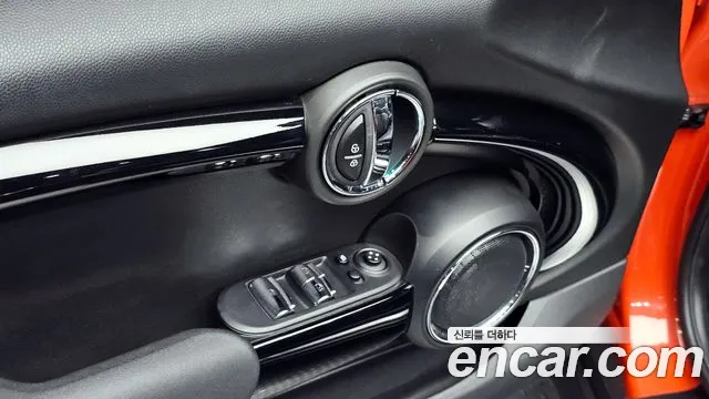 Mini Cooper Convertible id 2687712 из Кореи 20