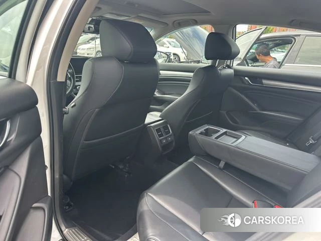 Honda Accord id 4336048 из Китая 23