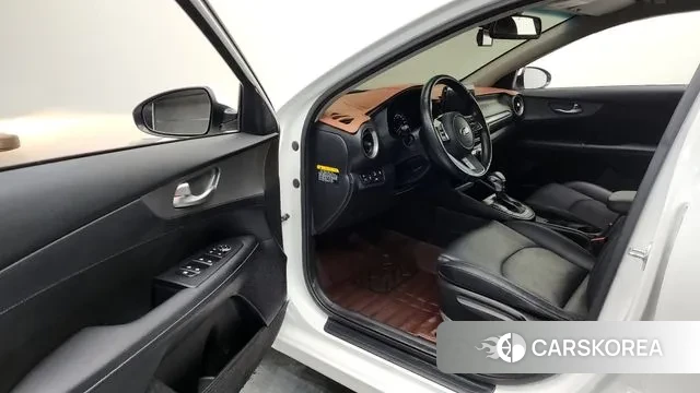 Kia Come New K3 id 3687506 из Кореи 20