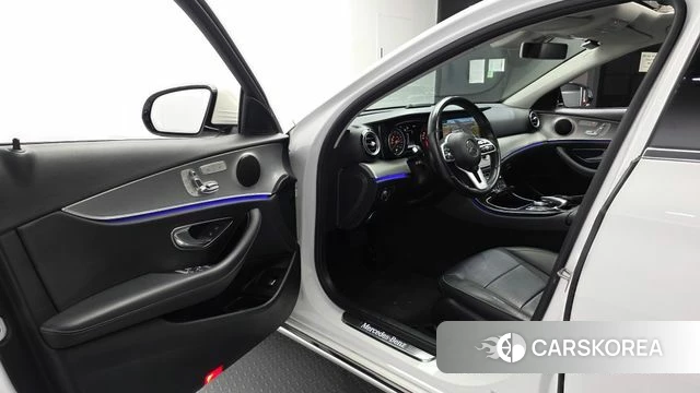 Mercedes-Benz E-Class W213 id 4642894 из Кореи 30