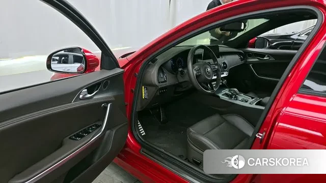 Kia Stinger id 3608047 из Кореи 20