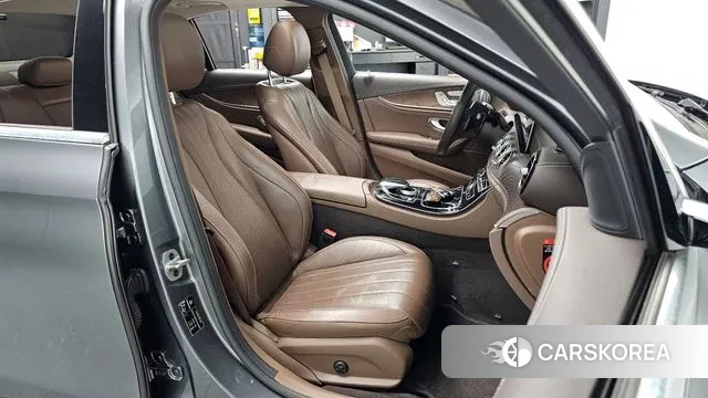 Mercedes-Benz E-Class W213 id 3459684 из Кореи 20