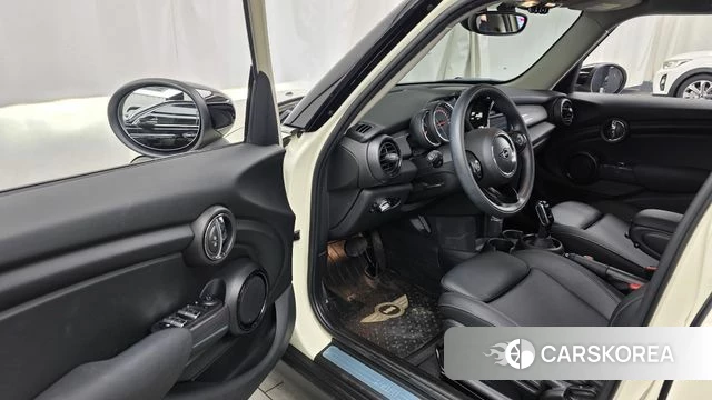 Mini Cooper id 4619937 из Кореи 30