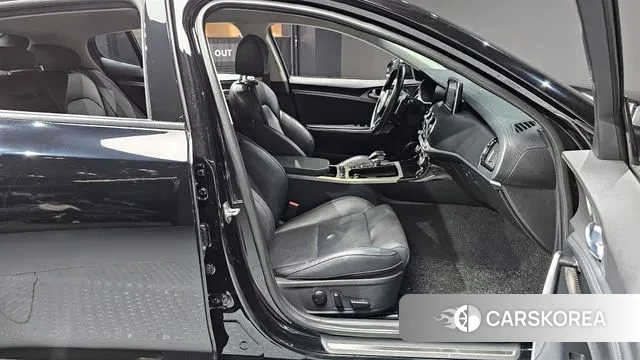 Kia Stinger id 3039583 из Кореи 20