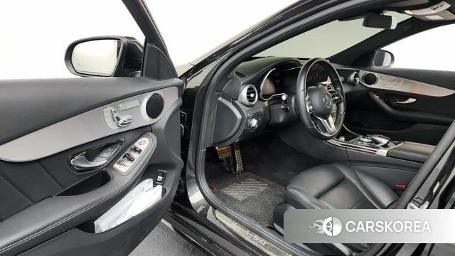 Mercedes-Benz C-Class W205 id 4344528 из Кореи 32