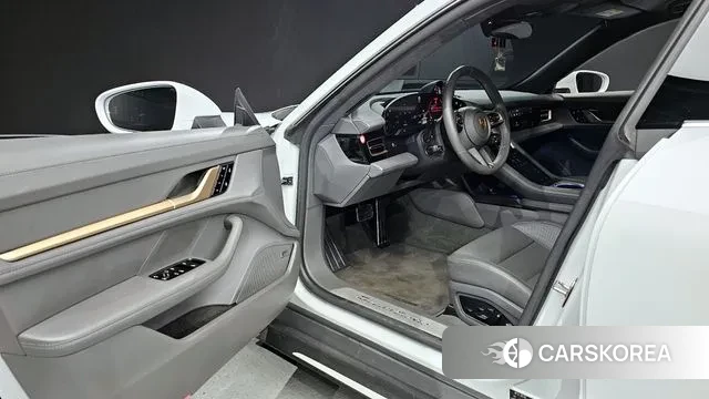 Porsche Taycan id 3535013 из Кореи 20