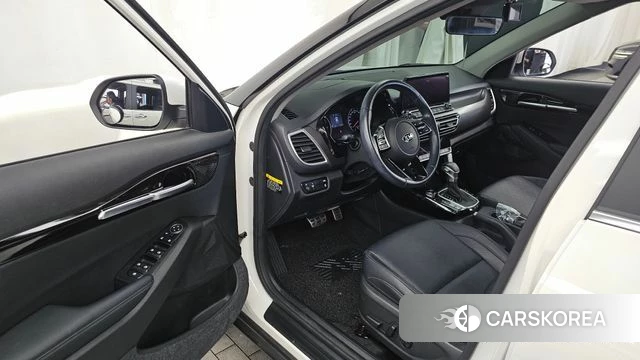 Kia Seltos id 4732560 из Кореи 31