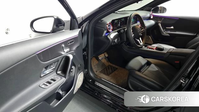 Mercedes-Benz A-Class W177 id 3826838 из Кореи 20