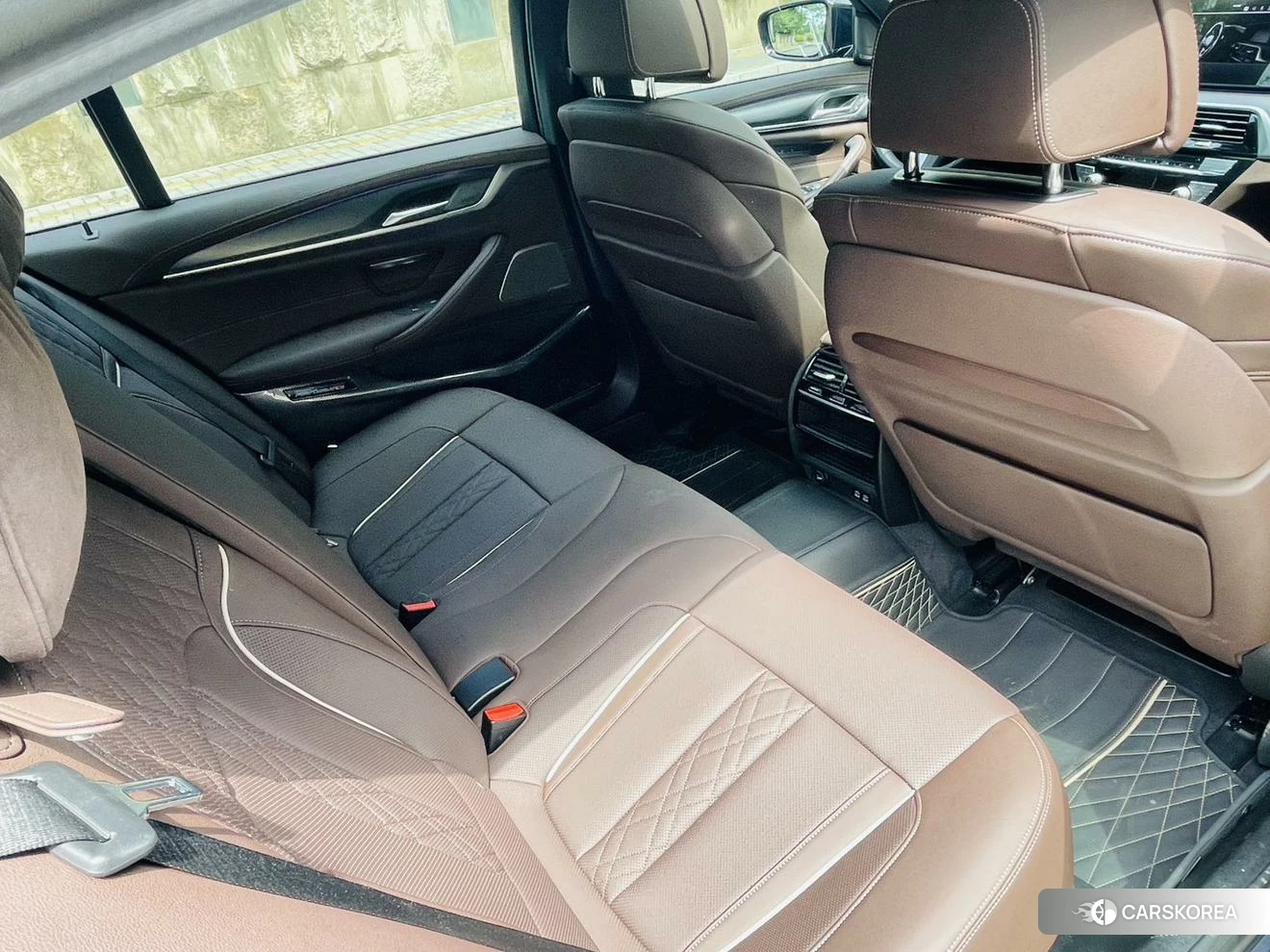 BMW 5 series PHEV id 4420884 из Китая 15