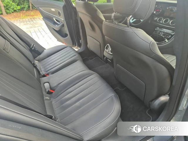 Mercedes-Benz E-Class W213 id 4310374 из Кореи 16
