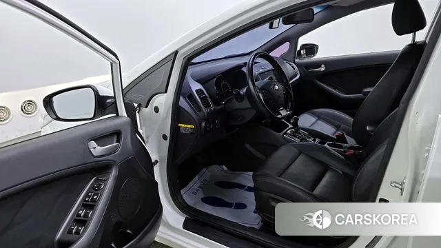 Kia The New K3 id 3647345 из Кореи 20