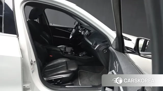 BMW 1 Series (F40) id 3771563 из Кореи 20