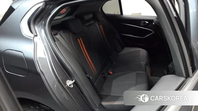 BMW 1 Series (F40) id 3666022 из Кореи 20