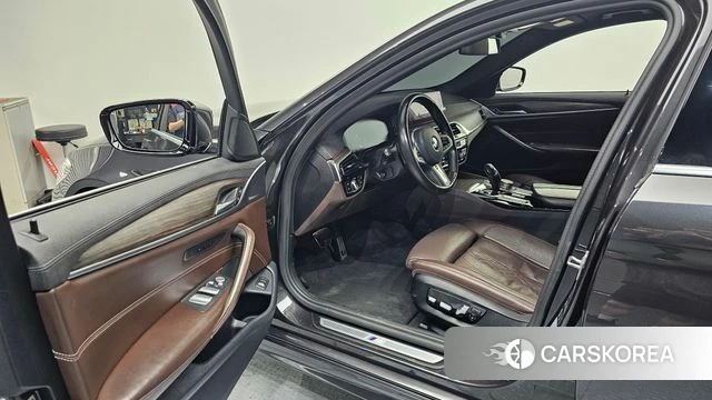 BMW 5 Series (G30) id 4595087 из Кореи 20