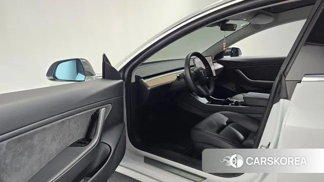 Tesla Model 3 id 3530543 из Кореи 20