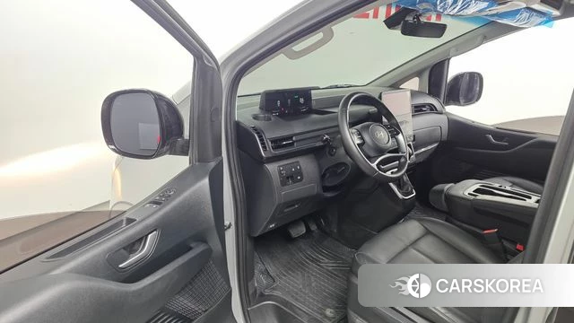 Hyundai Staria id 4229768 из Кореи 37