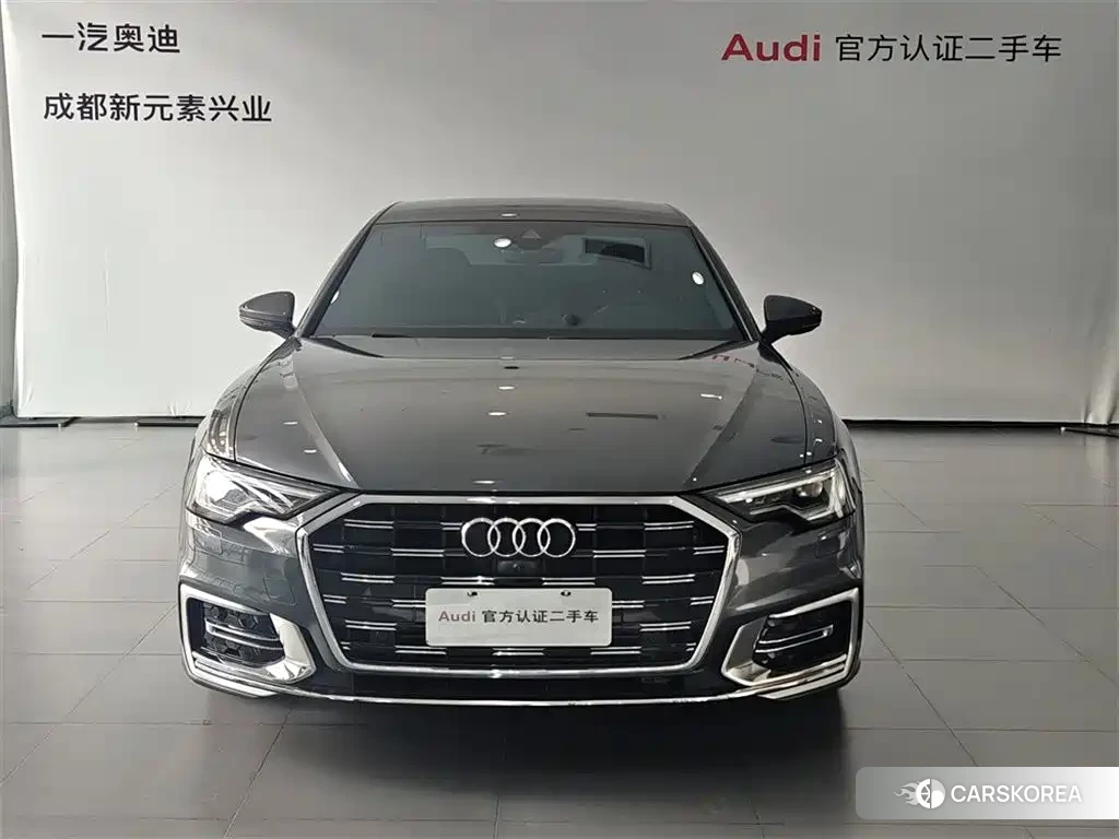 Audi A6L id 4644469 из Китая 16