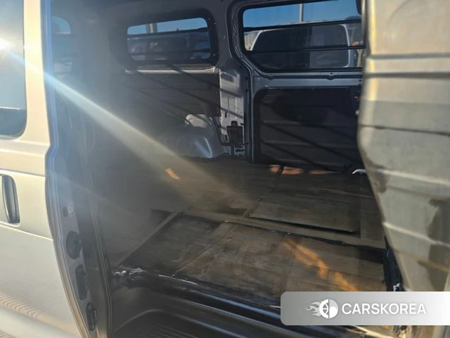 Hyundai The New Grand Starex id 3813458 из Кореи 19