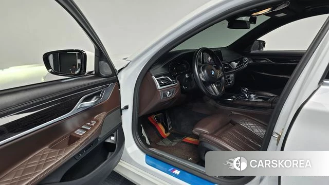 BMW 7 Series (G11) id 4187903 из Кореи 36