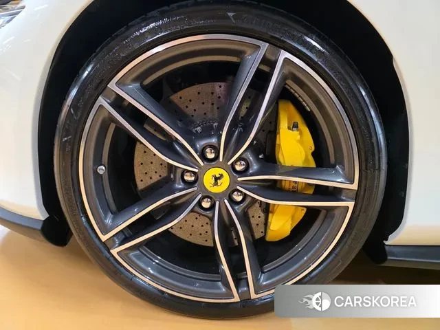 Ferrari Rome id 3021765 из Кореи 16