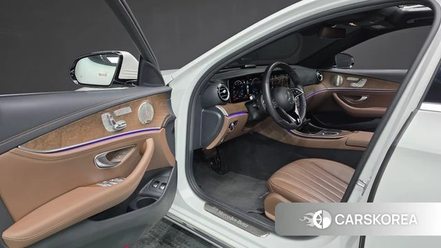 Mercedes-Benz E-Class W213 id 3915193 из Кореи 21