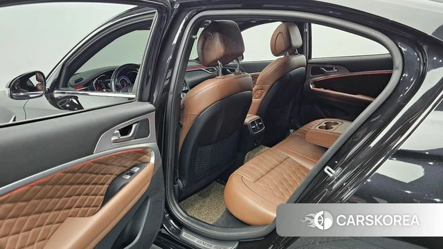 Genesis G70 id 4521021 из Кореи 36