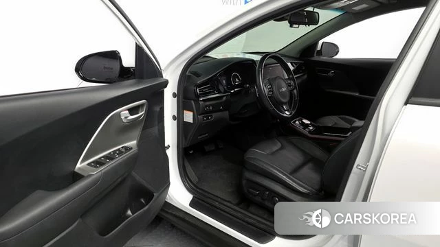 Kia Niro Plus id 4354778 из Кореи 33