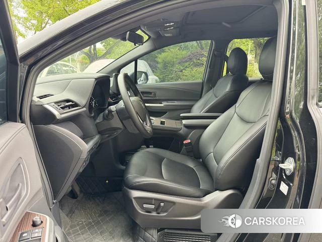 Toyota Grevia id 4321137 из Китая 13