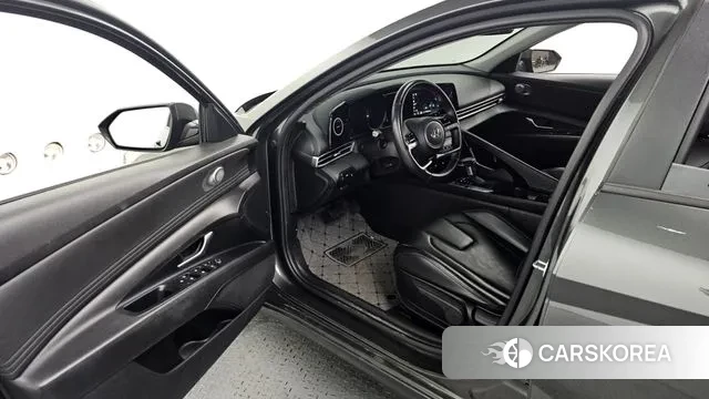 Hyundai Avante (CN7) id 3406985 из Кореи 20