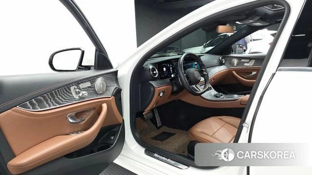 Mercedes-Benz E-Class W213 id 4309780 из Кореи 20