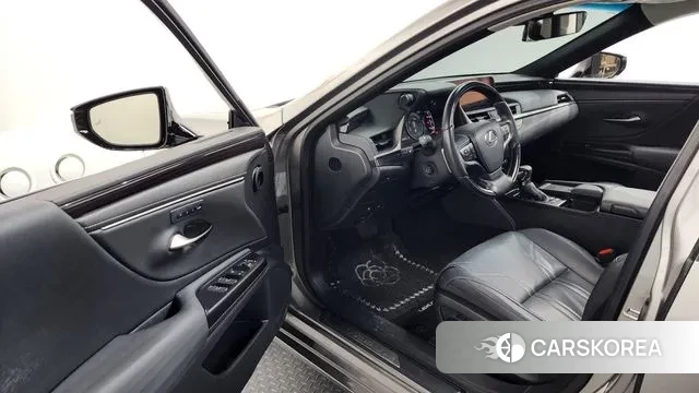 Lexus ES300h 7th generation id 3765113 из Кореи 20