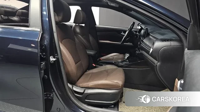 Kia Come New K3 id 3754620 из Кореи 20