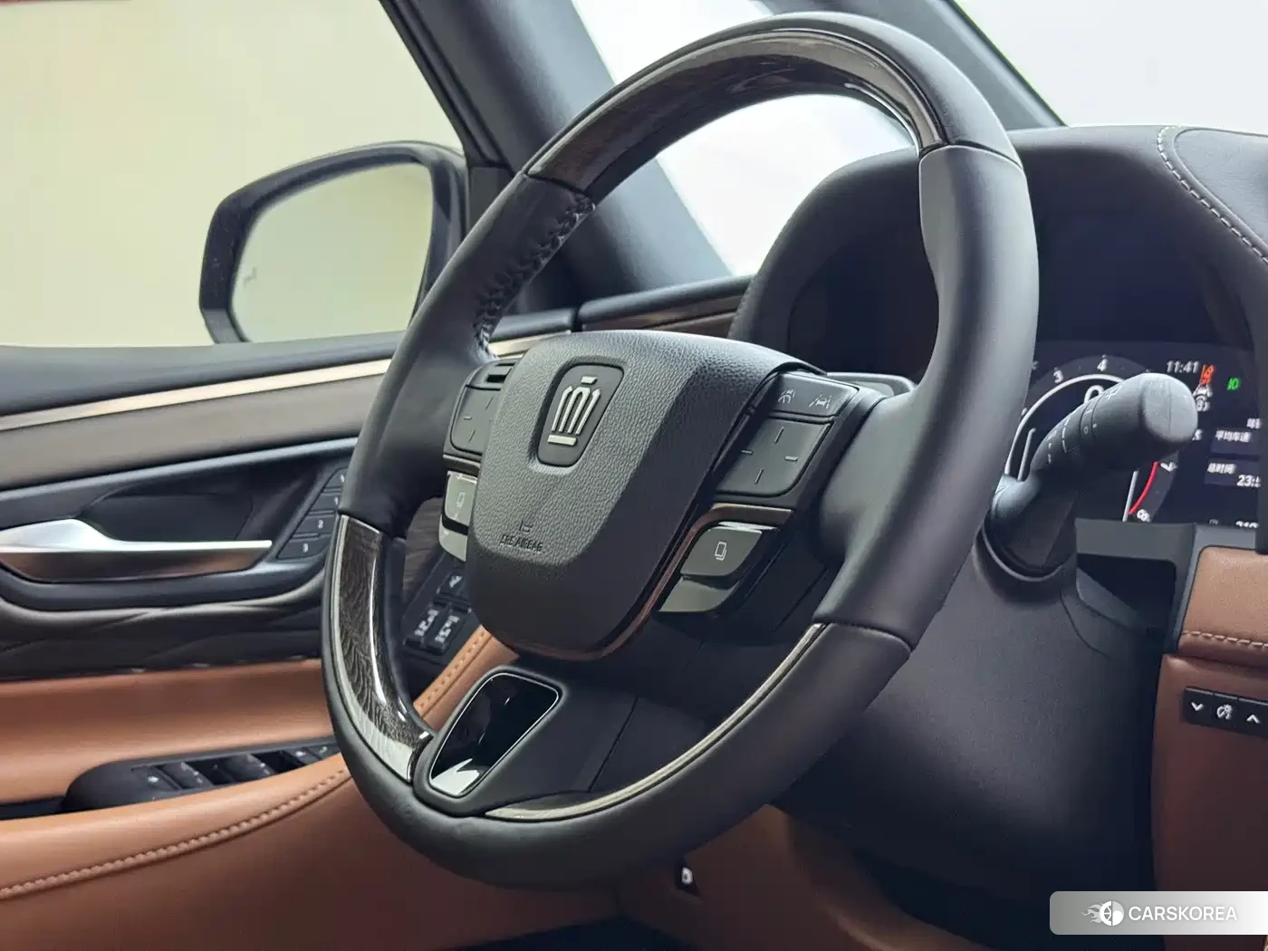 Toyota Vellfire id 4679567 из Китая 21
