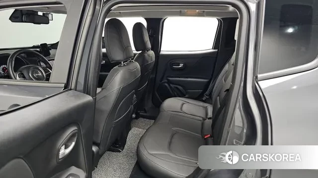 Jeep Renegade id 3538887 из Кореи 20