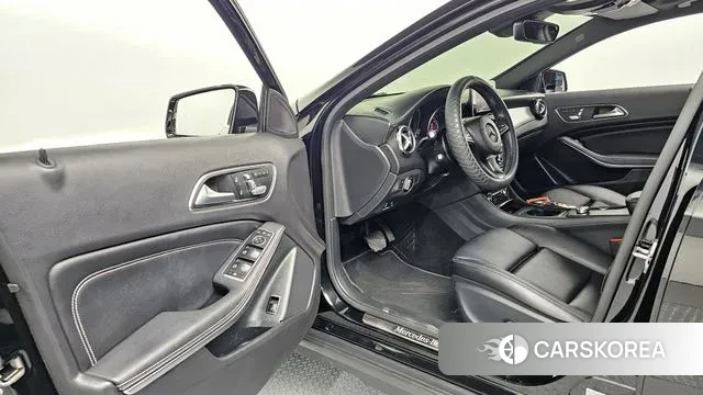 Mercedes-Benz GLA-Class X156 id 3703473 из Кореи 20