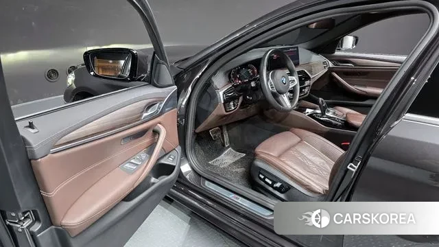 BMW 5 Series (G30) id 2965510 из Кореи 20