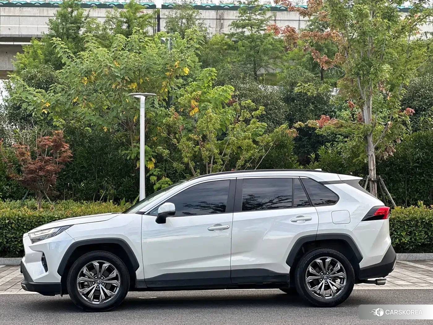 Toyota RAV4 id 4628076 из Китая 16